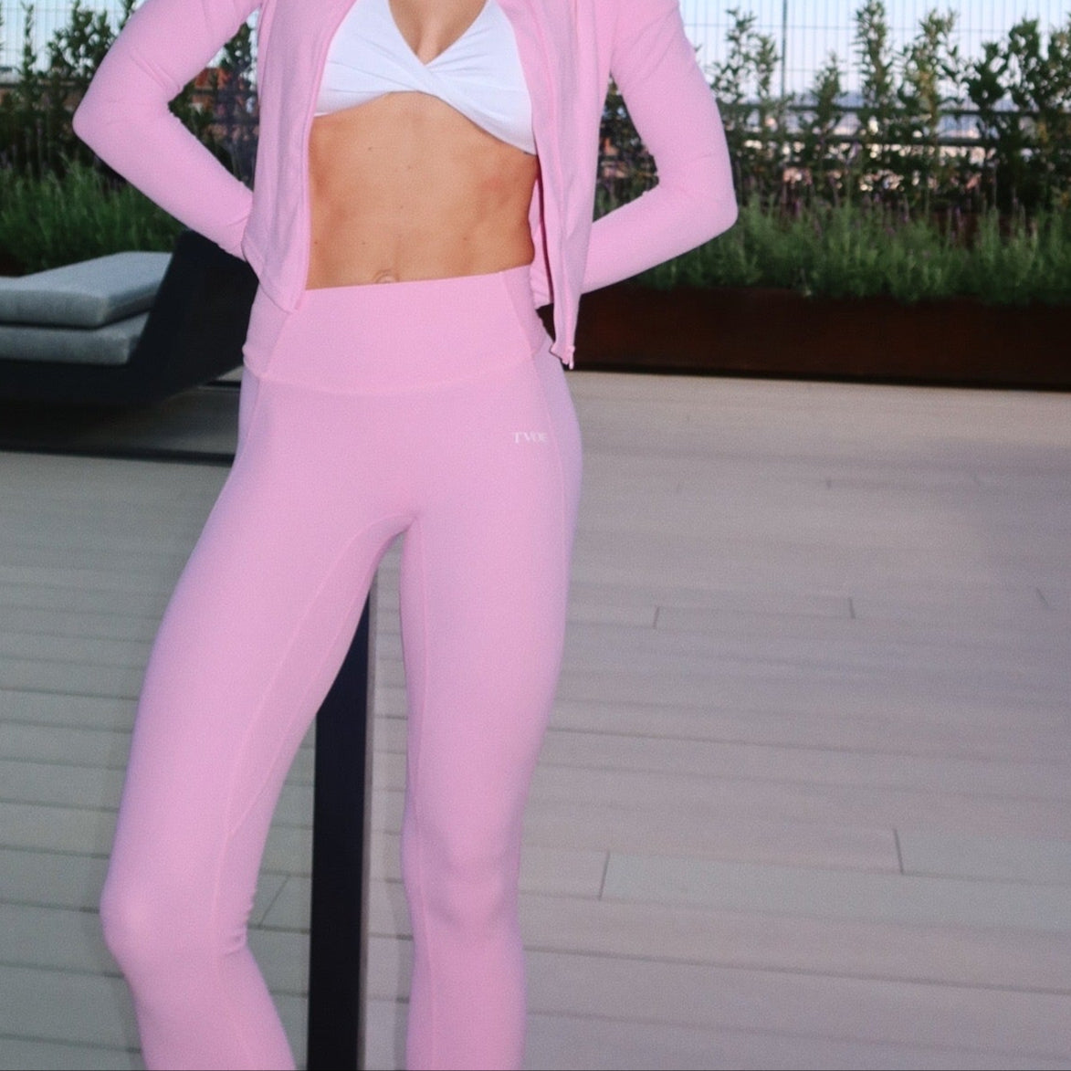 Pink Pure Motion Set – activewear set, premium Italian fabric | TVOE Swim — photo 2